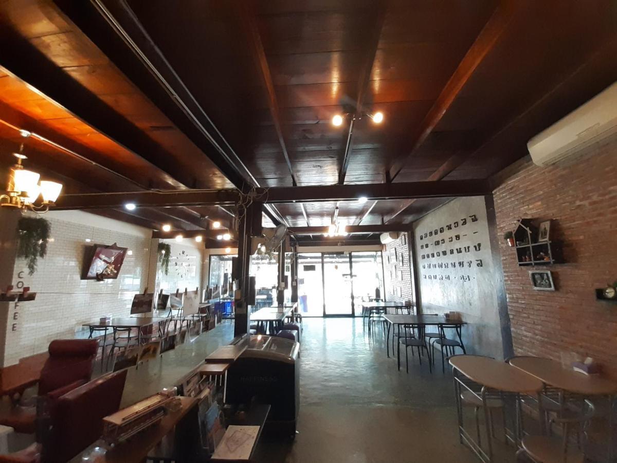 Resting Place Hostel Mueang Kao Exterior foto