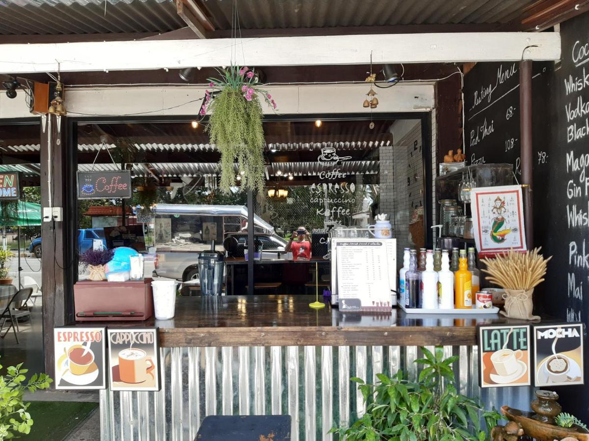 Resting Place Hostel Mueang Kao Exterior foto